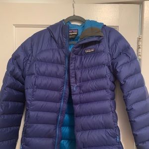 Patagonia Down Sweater Hooded